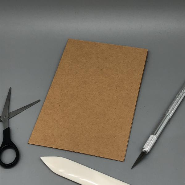 Papier Karton Kraftkarton Faltkarte gefaltet